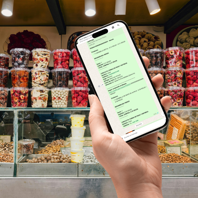 Captura de un pedido recibido por WhatsApp desde Tiendagram con todos los detalles del cliente.